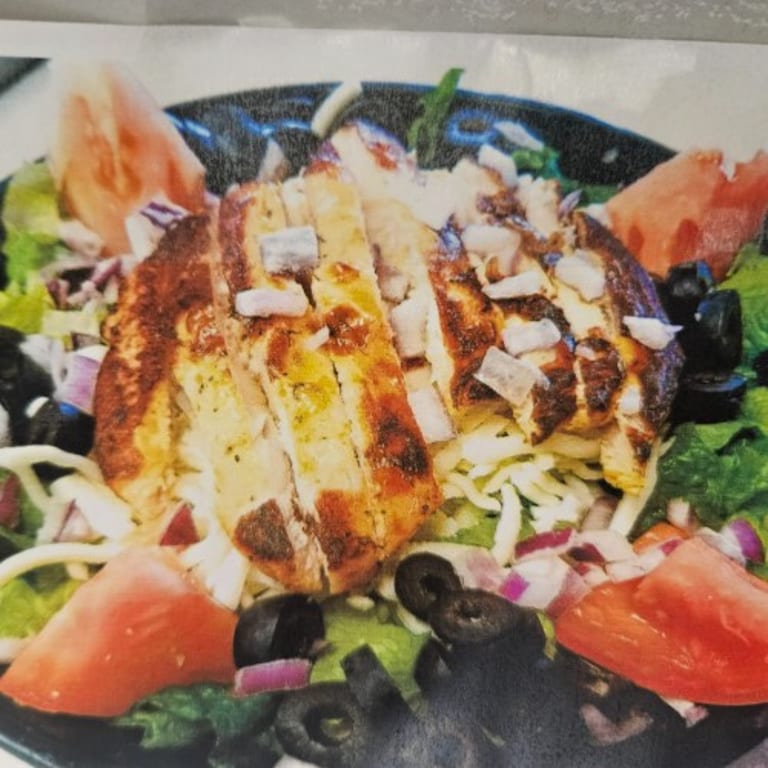 Grilled Chicken Salad Perfection